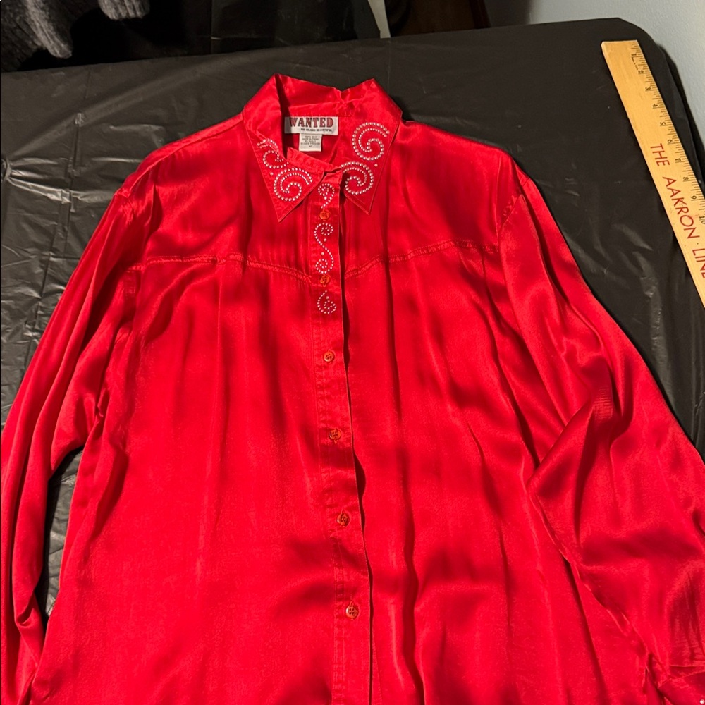 Vintage Dark Red Silk  Ladies Western Blouse
Wanted by Beabs Beautiful 
Size Med